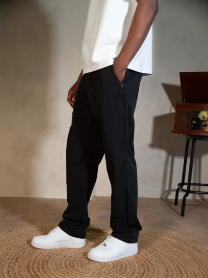 Essential Everyday Pants Black (1)